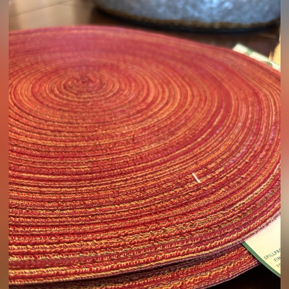 New Martini Red Burgundy Round Straw Placemats 15” Spillproof - Picture 2 of 5